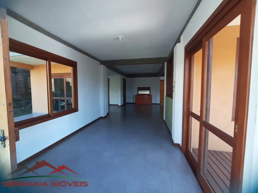 Casa com 4 quartos para alugar, 320m2 em Nova Petropolis - RS - imagem 3 Foto 3 de Casa com 4 quartos para alugar, 320m2 em Nova Petropolis - RS