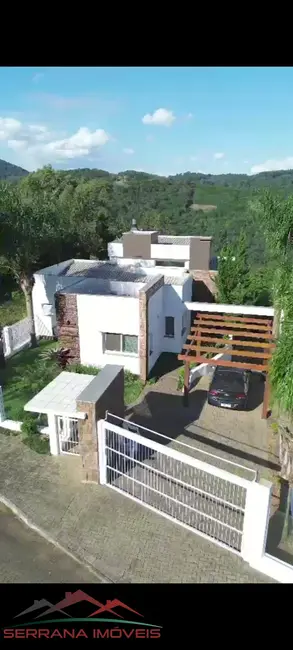 Foto 1 de Casa com 3 quartos à venda, 233m2 em Nova Petropolis - RS