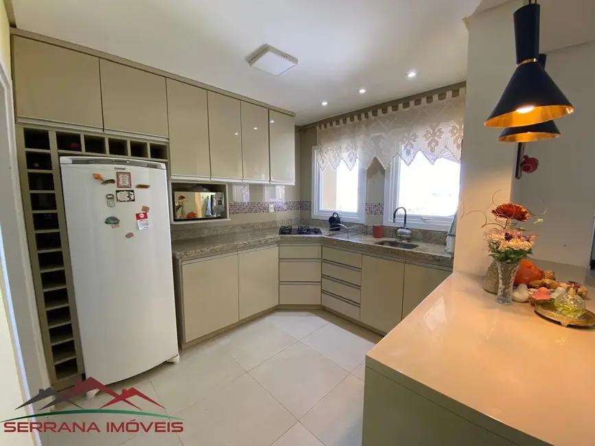 Foto 8 de Apartamento com 3 quartos à venda, 108m2 em Centro, Nova Petropolis - RS