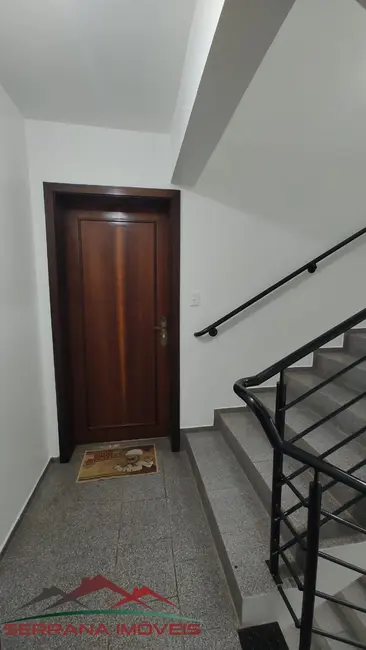 Apartamento com 3 quartos para alugar, 120m2 em Centro, Nova Petropolis - RS - imagem 2 Foto 2 de Apartamento com 3 quartos para alugar, 120m2 em Centro, Nova Petropolis - RS