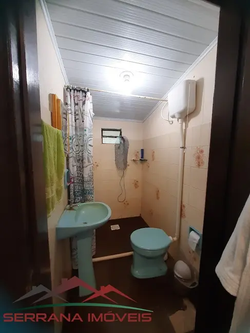 Sítio / Rancho com 1 quarto à venda, 49m2 em Picada Cafe - RS - imagem 3 Foto 3 de Sítio / Rancho com 1 quarto à venda, 49m2 em Picada Cafe - RS