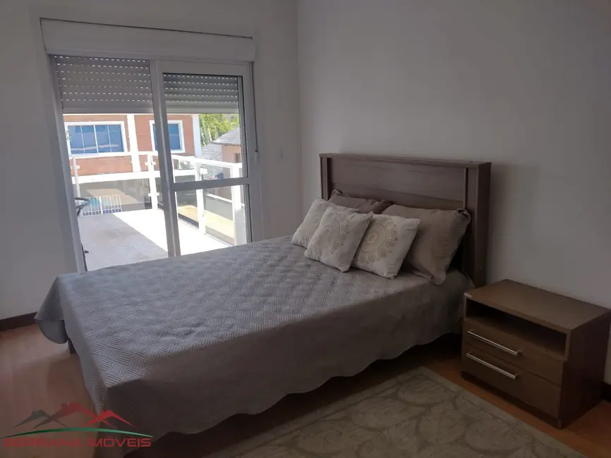 Foto 7 de Casa com 5 quartos à venda, 328m2 em Igara, Canoas - RS