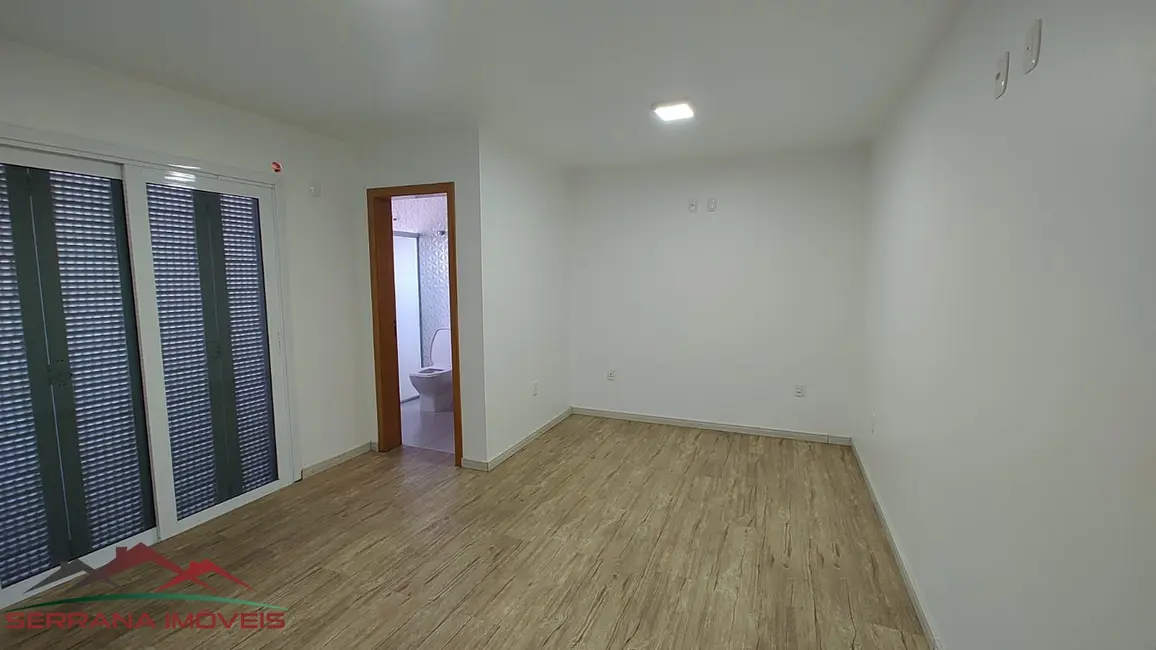 Foto 8 de Apartamento com 3 quartos para alugar, 130m2 em Centro, Nova Petropolis - RS