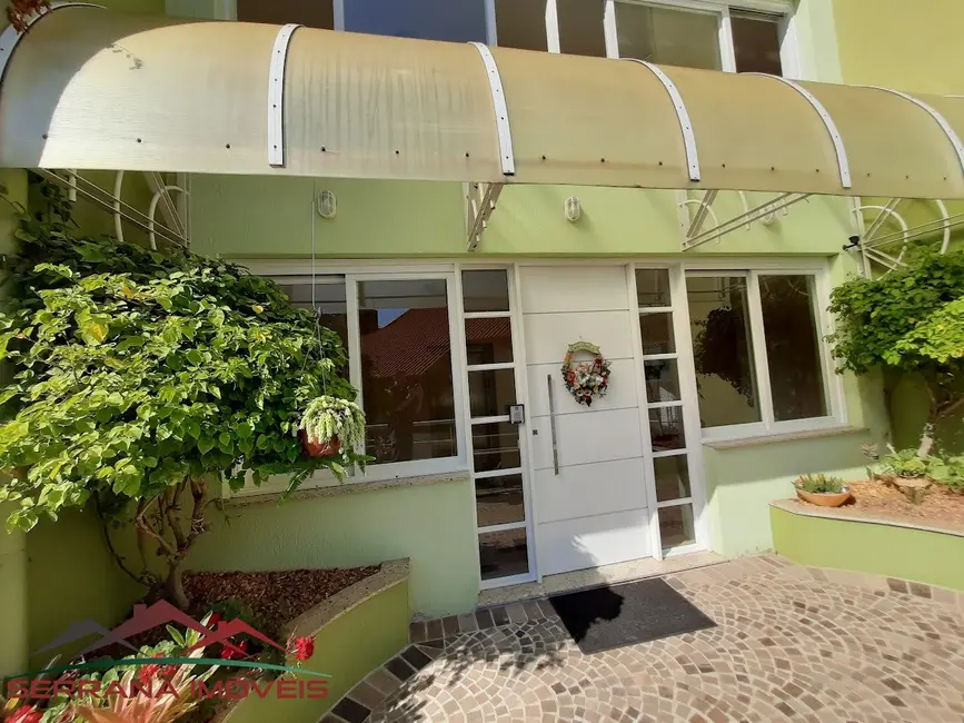 Foto 3 de Apartamento com 2 quartos para alugar, 110m2 em Centro, Nova Petropolis - RS