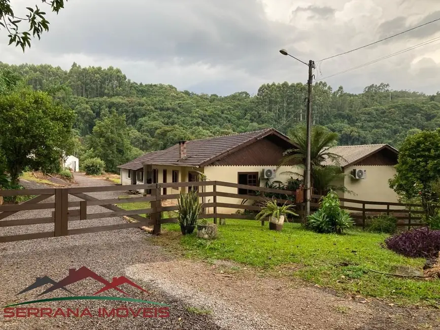 Foto 3 de Casa com 3 quartos à venda e para alugar, 140m2 em Nova Petropolis - RS