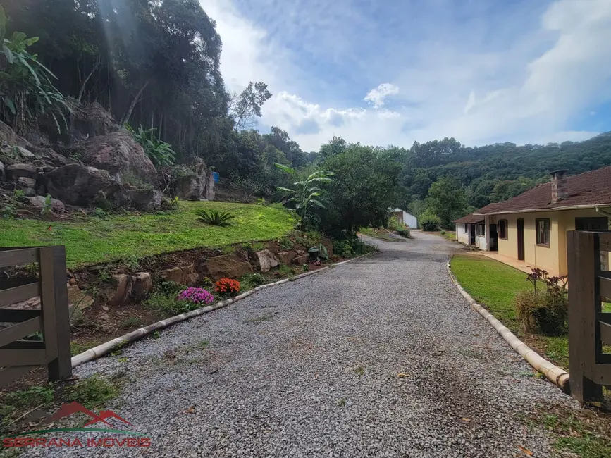 Foto 2 de Casa com 3 quartos à venda e para alugar, 140m2 em Nova Petropolis - RS