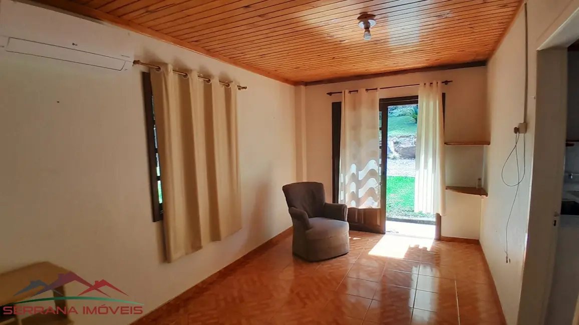 Foto 5 de Casa com 3 quartos à venda e para alugar, 140m2 em Nova Petropolis - RS