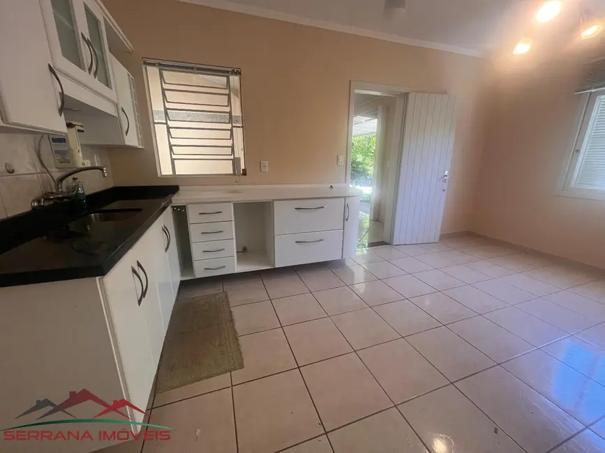 Casa com 4 quartos à venda, 126m2 em Nova Petropolis - RS - imagem 8 Foto 8 de Casa com 4 quartos à venda, 126m2 em Nova Petropolis - RS