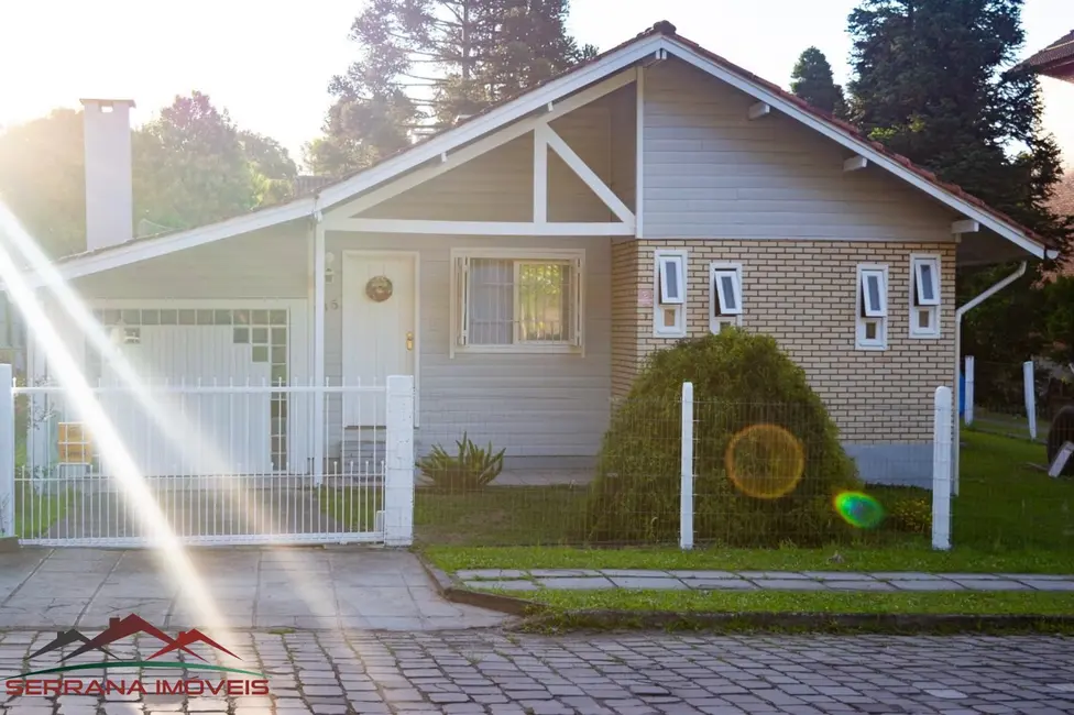 Foto 1 de Casa com 3 quartos à venda, 120m2 em Centro, Canela - RS