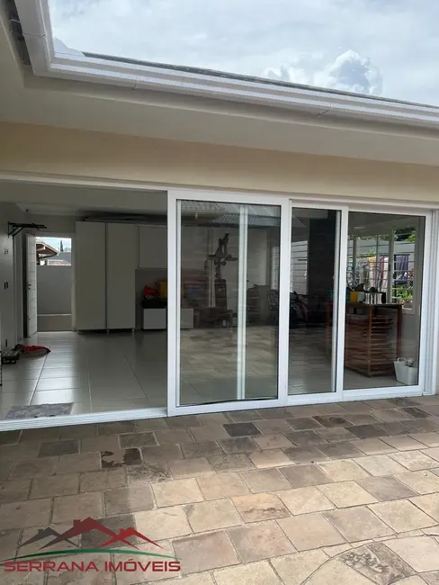 Foto 6 de Casa com 3 quartos à venda, 220m2 em Nova Petropolis - RS