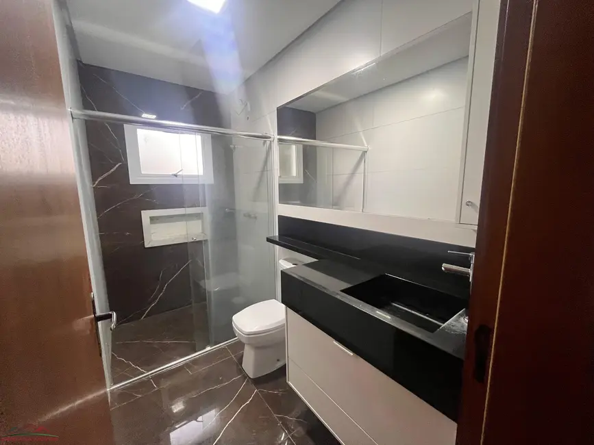 Foto 8 de Casa com 2 quartos à venda, 194m2 em Nova Petropolis - RS