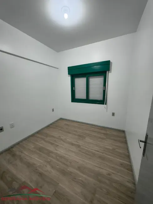 Foto 3 de Apartamento com 3 quartos para alugar, 90m2 em Centro, Nova Petropolis - RS