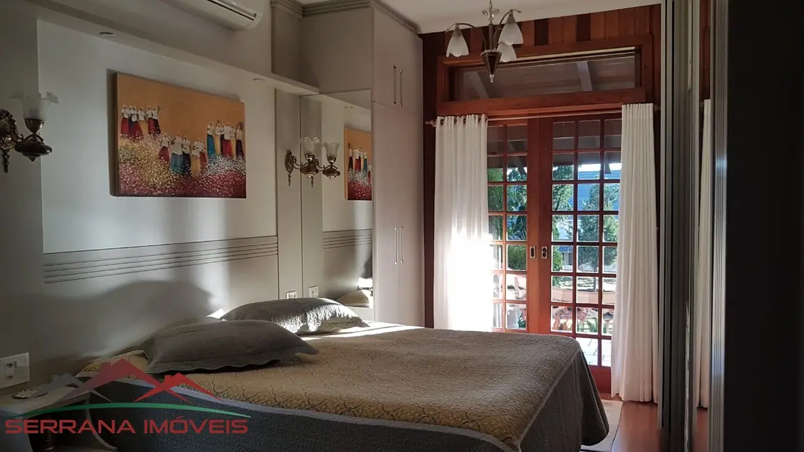 Foto 4 de Casa com 4 quartos à venda, 254m2 em Nova Petropolis - RS