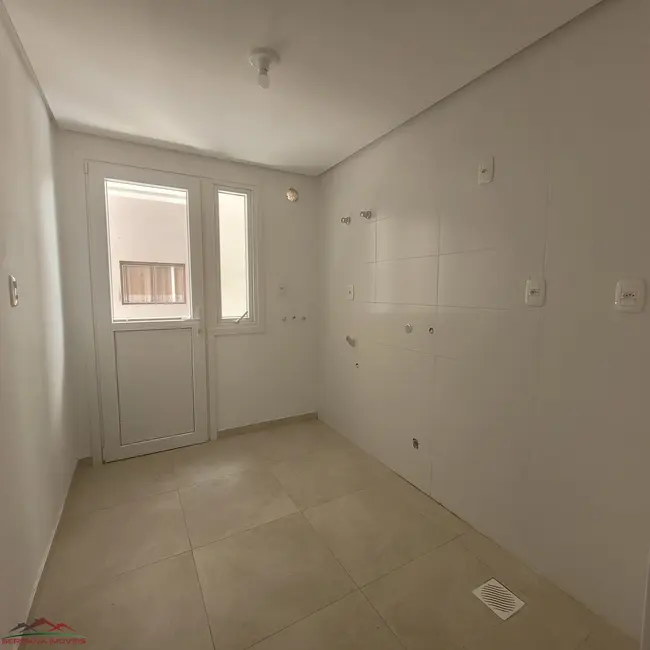 Foto 4 de Apartamento com 3 quartos para alugar, 110m2 em Centro, Nova Petropolis - RS