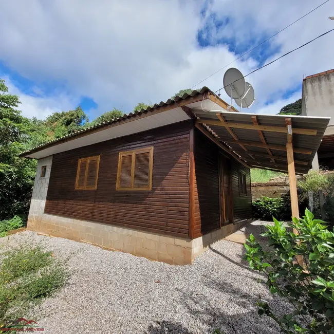 Casa com 2 quartos para alugar, 60m2 em Nova Petropolis - RS - imagem 1 Foto 1 de Casa com 2 quartos para alugar, 60m2 em Nova Petropolis - RS