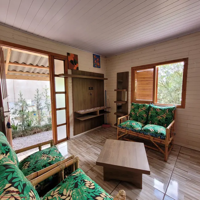 Casa com 2 quartos para alugar, 60m2 em Nova Petropolis - RS - imagem 6 Foto 6 de Casa com 2 quartos para alugar, 60m2 em Nova Petropolis - RS