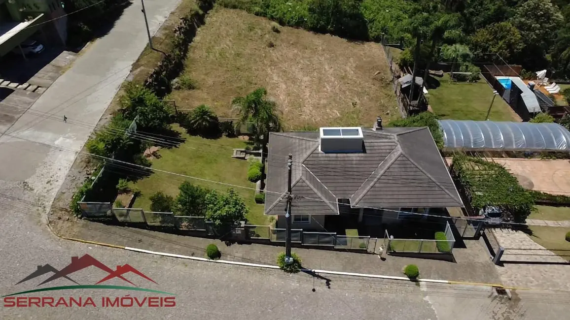 Foto 1 de Casa com 3 quartos à venda, 230m2 em Nova Petropolis - RS