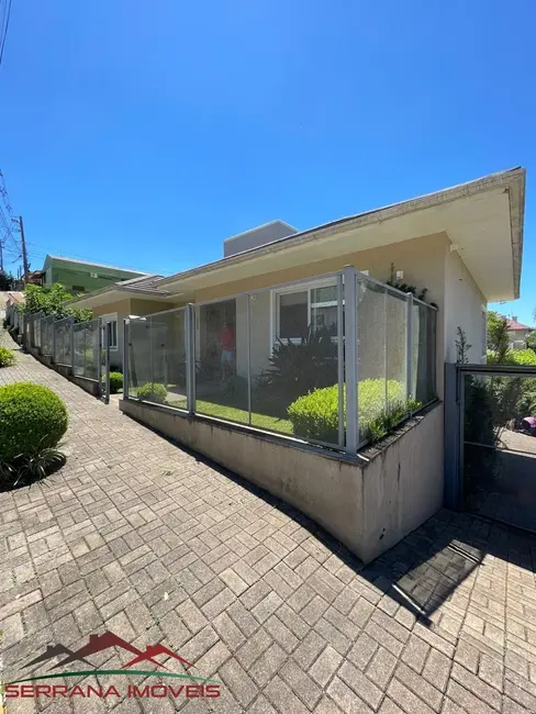 Foto 8 de Casa com 3 quartos à venda, 230m2 em Nova Petropolis - RS