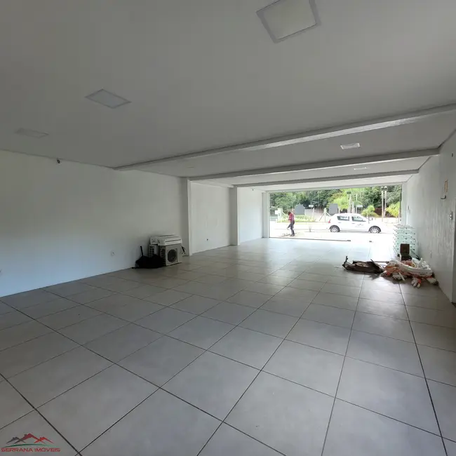 Sala Comercial para alugar, 115m2 em Nova Petropolis - RS - imagem 3 Foto 3 de Sala Comercial para alugar, 115m2 em Nova Petropolis - RS