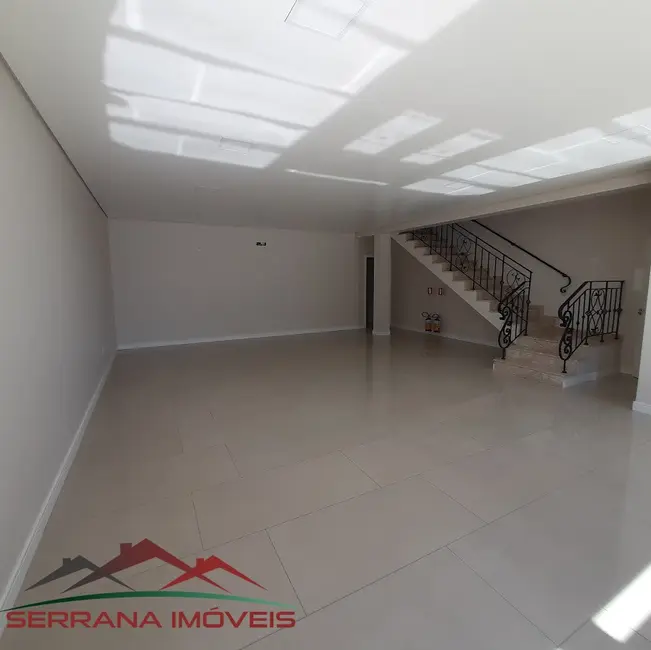 Sala Comercial para alugar, 177m2 em Centro, Nova Petropolis - RS - imagem 4 Foto 4 de Sala Comercial para alugar, 177m2 em Centro, Nova Petropolis - RS
