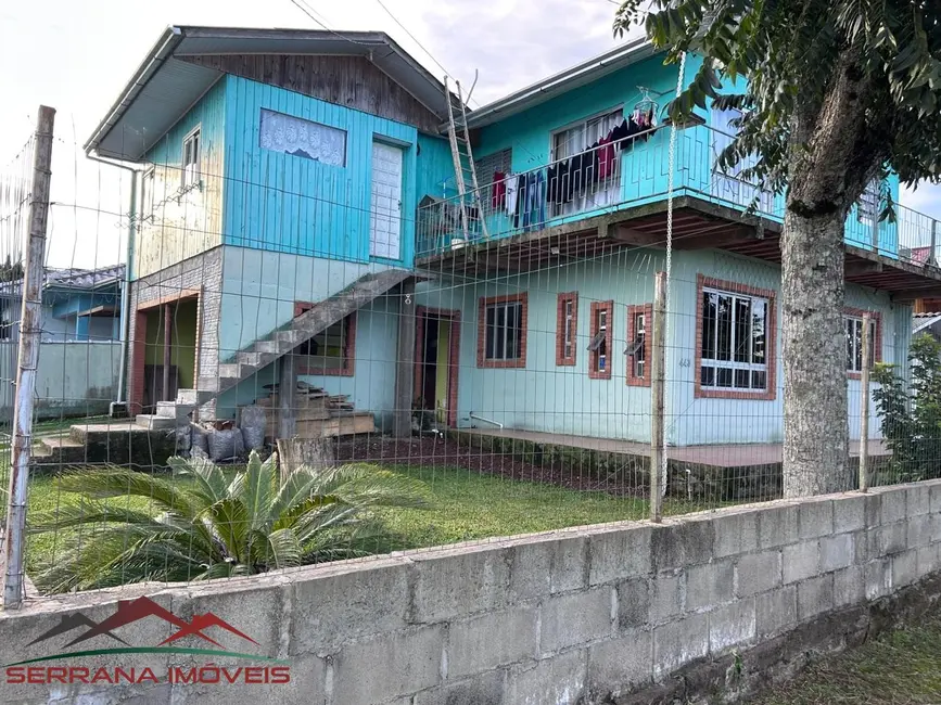 Foto 2 de Casa com 7 quartos à venda, 120m2 em Nova Petropolis - RS