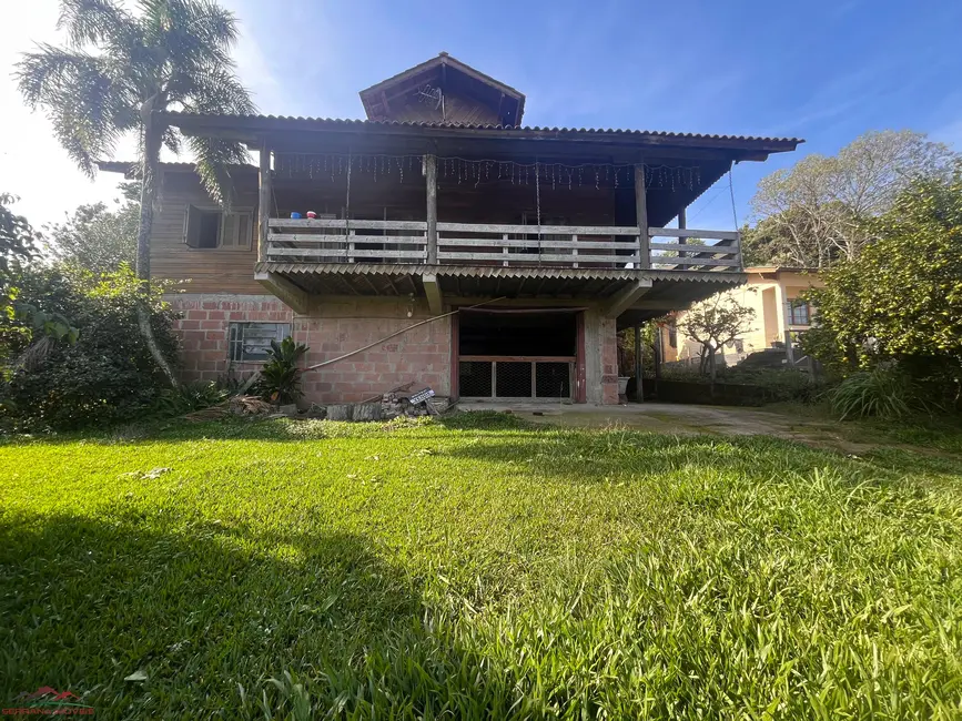 Foto 1 de Casa com 3 quartos à venda, 390m2 em Nova Petropolis - RS