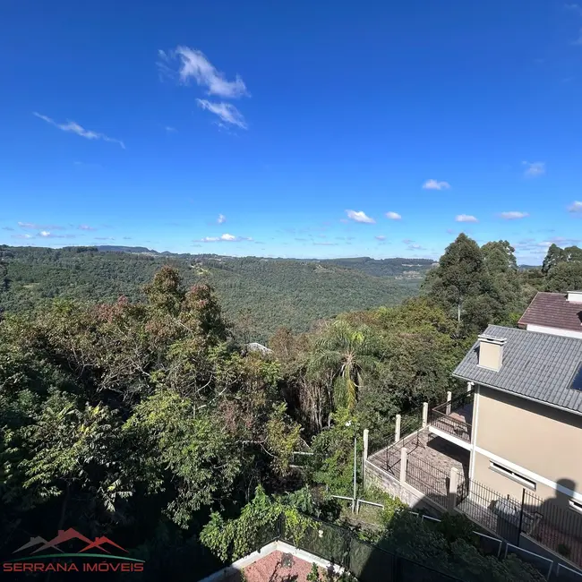 Casa com 3 quartos para alugar, 210m2 em Nova Petropolis - RS - imagem 8 Foto 8 de Casa com 3 quartos para alugar, 210m2 em Nova Petropolis - RS
