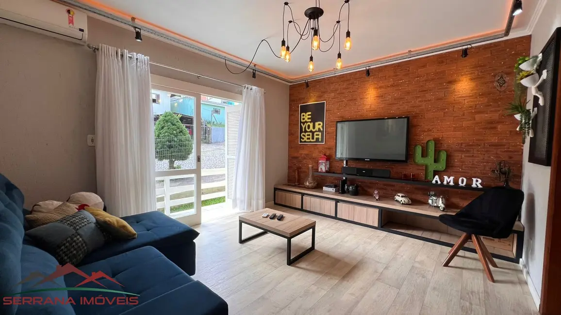 Foto 2 de Apartamento com 3 quartos à venda, 86m2 em Centro, Nova Petropolis - RS