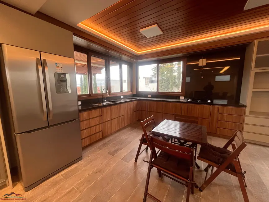 Casa com 3 quartos à venda e para alugar, 283m2 em Nova Petropolis - RS - imagem 3 Foto 3 de Casa com 3 quartos à venda e para alugar, 283m2 em Nova Petropolis - RS