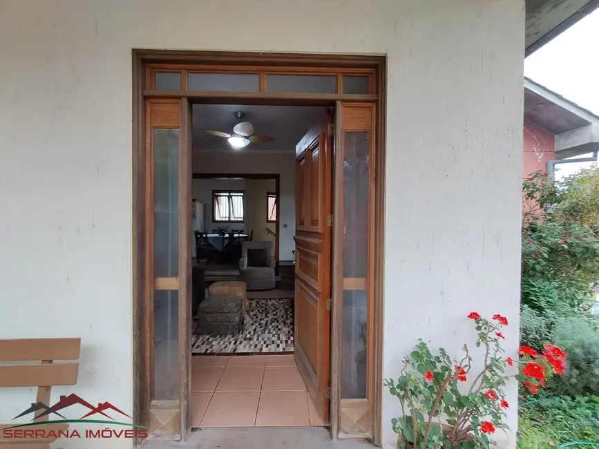 Foto 6 de Casa com 3 quartos à venda, 224m2 em Nova Petropolis - RS
