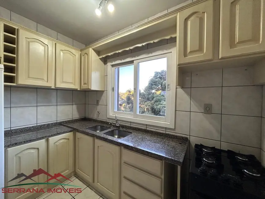 Apartamento com 3 quartos para alugar, 110m2 em Centro, Nova Petropolis - RS - imagem 6 Foto 6 de Apartamento com 3 quartos para alugar, 110m2 em Centro, Nova Petropolis - RS