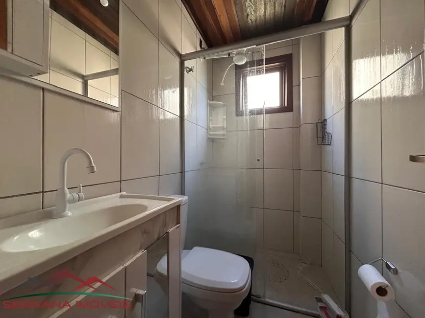 Apartamento com 2 quartos para alugar, 76m2 em Nova Petropolis - RS - imagem 5 Foto 5 de Apartamento com 2 quartos para alugar, 76m2 em Nova Petropolis - RS