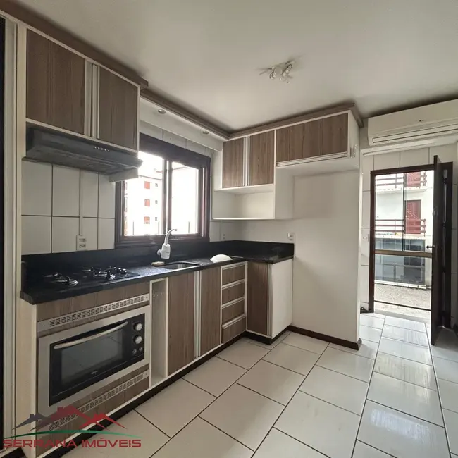 Apartamento com 2 quartos para alugar, 60m2 em Nova Petropolis - RS - imagem 2 Foto 2 de Apartamento com 2 quartos para alugar, 60m2 em Nova Petropolis - RS