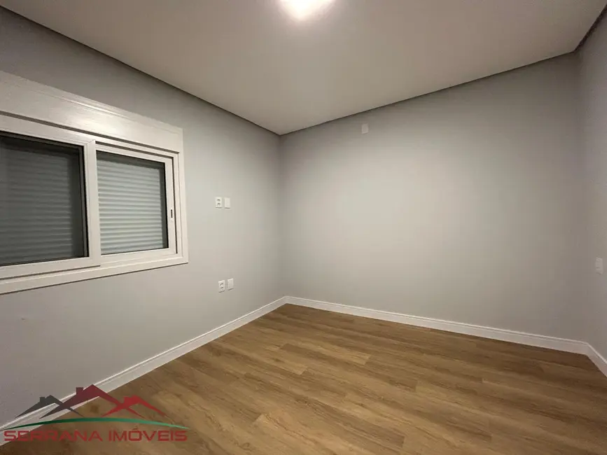 Casa com 3 quartos para alugar, 110m2 em Nova Petropolis - RS - imagem 9 Foto 9 de Casa com 3 quartos para alugar, 110m2 em Nova Petropolis - RS