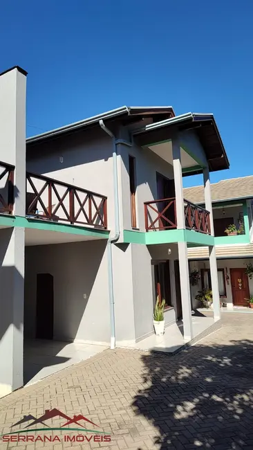 Casa com 2 quartos para alugar, 115m2 em Nova Petropolis - RS - imagem 3 Foto 3 de Casa com 2 quartos para alugar, 115m2 em Nova Petropolis - RS