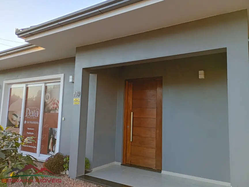 Foto 1 de Casa com 3 quartos à venda, 214m2 em Nova Petropolis - RS
