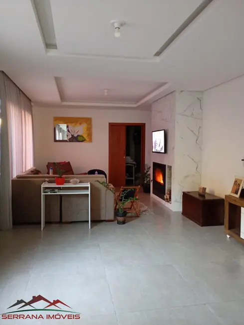 Foto 6 de Casa com 3 quartos à venda, 214m2 em Nova Petropolis - RS