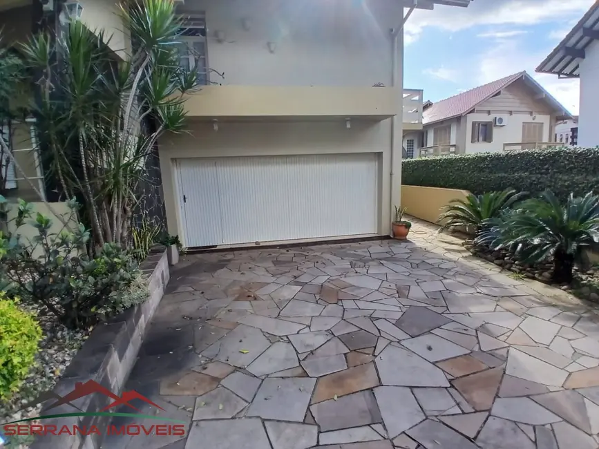 Casa com 5 quartos à venda, 243m2 em Centro, Nova Petropolis - RS - imagem 4 Foto 4 de Casa com 5 quartos à venda, 243m2 em Centro, Nova Petropolis - RS