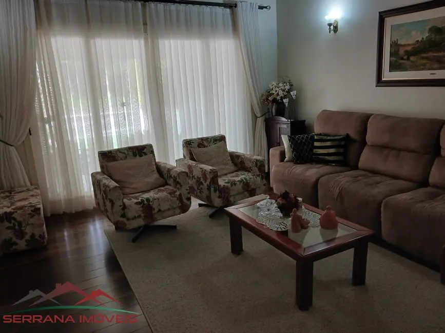 Casa com 5 quartos à venda, 243m2 em Centro, Nova Petropolis - RS - imagem 7 Foto 7 de Casa com 5 quartos à venda, 243m2 em Centro, Nova Petropolis - RS