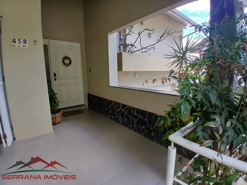 Casa com 5 quartos à venda, 243m2 em Centro, Nova Petropolis - RS - imagem 5 Foto 5 de Casa com 5 quartos à venda, 243m2 em Centro, Nova Petropolis - RS