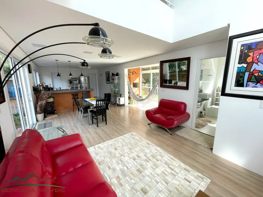 Foto 5 de Casa de Condomínio com 4 quartos à venda, 202m2 em Nova Petropolis - RS