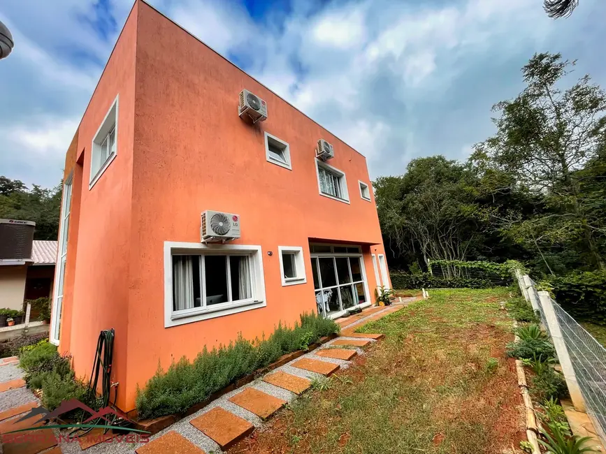 Foto 3 de Casa de Condomínio com 4 quartos à venda, 202m2 em Nova Petropolis - RS