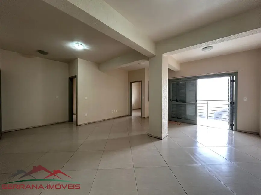 Foto 3 de Apartamento com 2 quartos para alugar, 70m2 em Centro, Nova Petropolis - RS