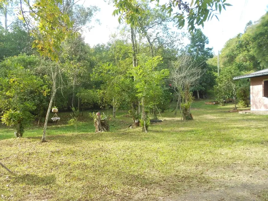 Sítio / Rancho com 3 quartos à venda, 100m2 em Picada Cafe - RS - imagem 8 Foto 8 de Sítio / Rancho com 3 quartos à venda, 100m2 em Picada Cafe - RS