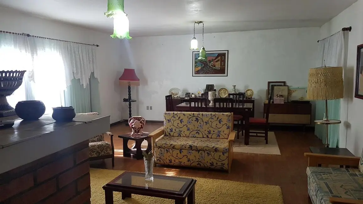 Foto 2 de Casa com 4 quartos à venda, 420m2 em Centro, Nova Petropolis - RS