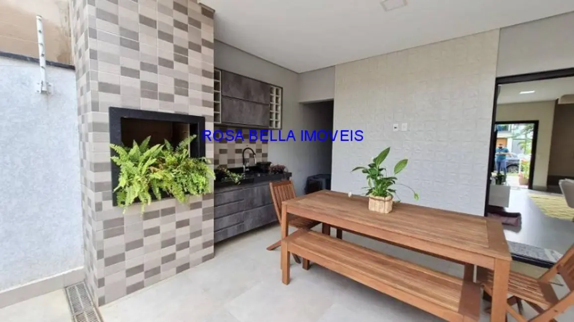 Casa com 3 quartos à venda, 190m2 em Jardim Bréscia, Indaiatuba - SP - imagem 9 Foto 9 de Casa com 3 quartos à venda, 190m2 em Jardim Bréscia, Indaiatuba - SP