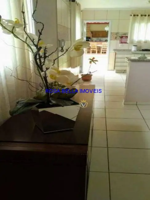 Chácara com 3 quartos à venda, 580m2 em Sítio do Mursa, Varzea Paulista - SP - imagem 3 Foto 3 de Chácara com 3 quartos à venda, 580m2 em Sítio do Mursa, Varzea Paulista - SP