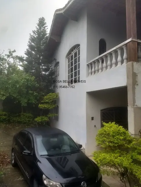 Chácara com 5 quartos à venda, 1300m2 em Centro, Santa Isabel - SP - imagem 1 Foto 1 de Chácara com 5 quartos à venda, 1300m2 em Centro, Santa Isabel - SP