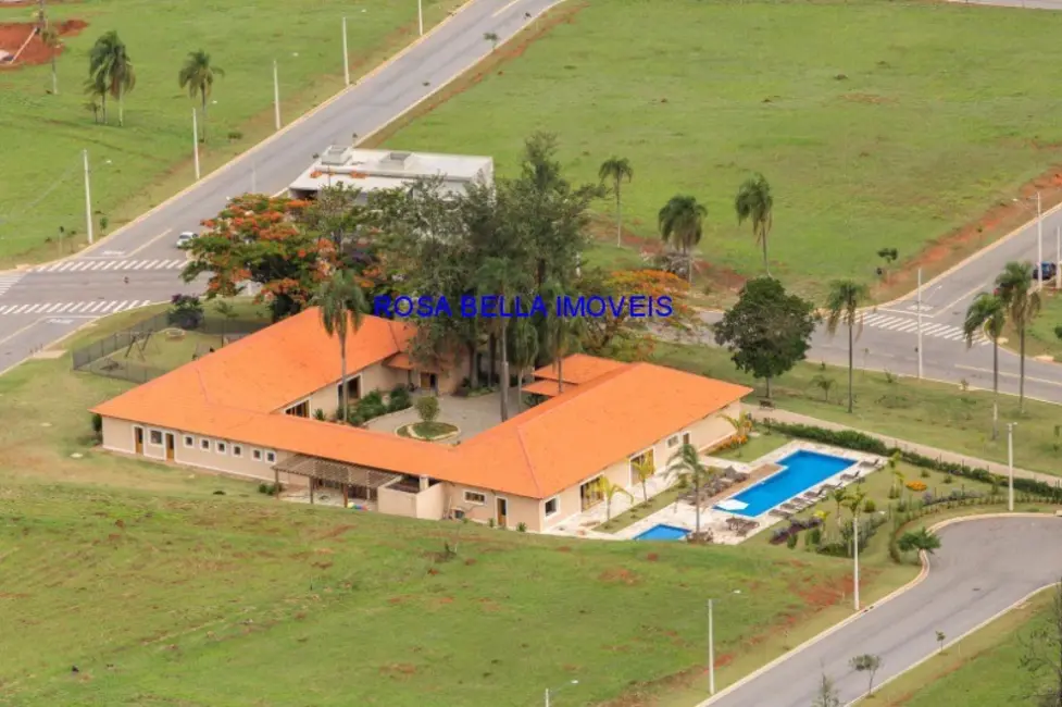 Foto 2 de Terreno / Lote à venda, 1400m2 em Atibaia - SP