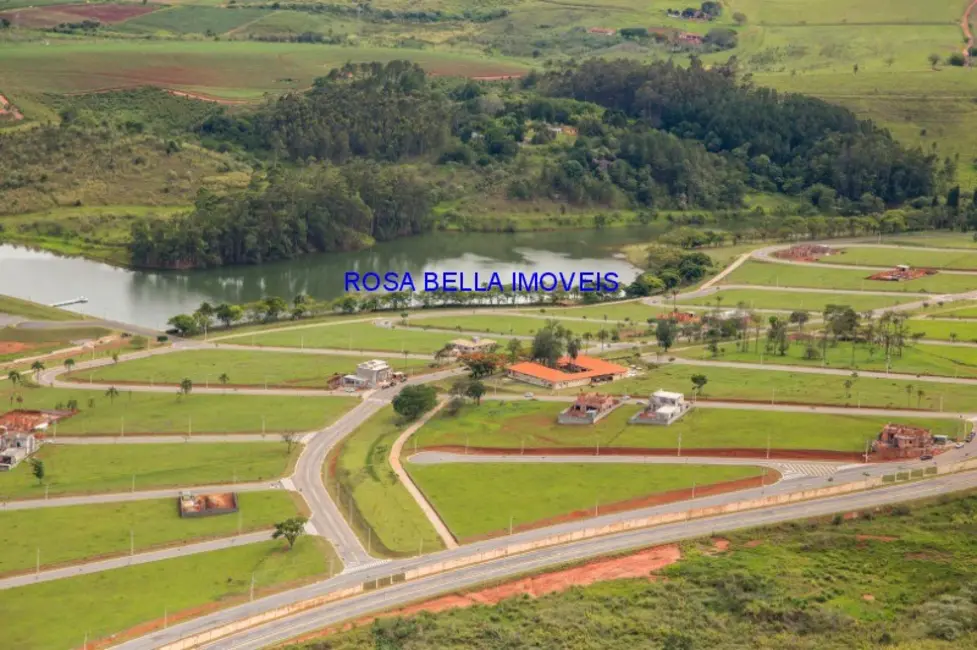 Foto 1 de Terreno / Lote à venda, 1400m2 em Atibaia - SP
